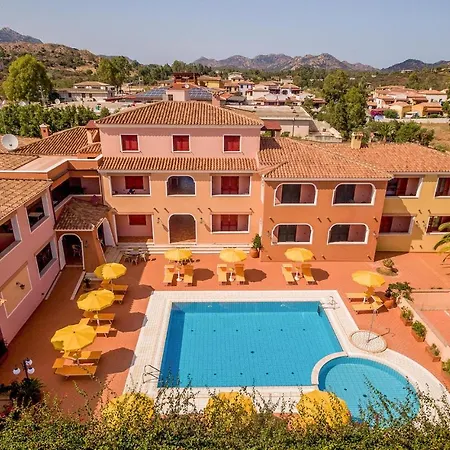 1 Bedroom Amazing In Apartament *