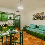 شقة 1 Bedroom Amazing In أروسييْ